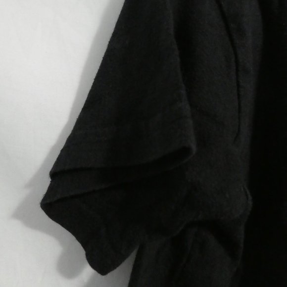 DC Trademark 100% cotton black graphic t-shirt DC print on front, 2016 - Picture 3 of 10